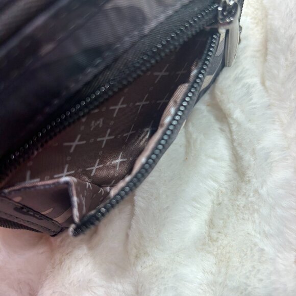 EUC Lug Splits RFID Zip Around Accordion Wallet - Camo Midnight - Picture 6 of 6